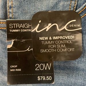 Ladies plus size 20W mid rise crop denim pants